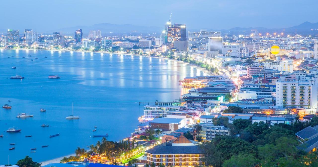 Sailor Hotel Pattaya Extérieur photo